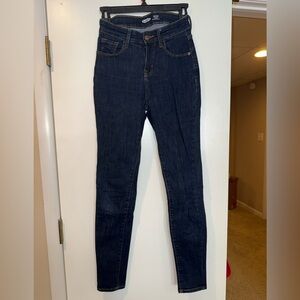 Old Navy Rockstar Super Skinny High Rise Jeans w/Built In Sculpt